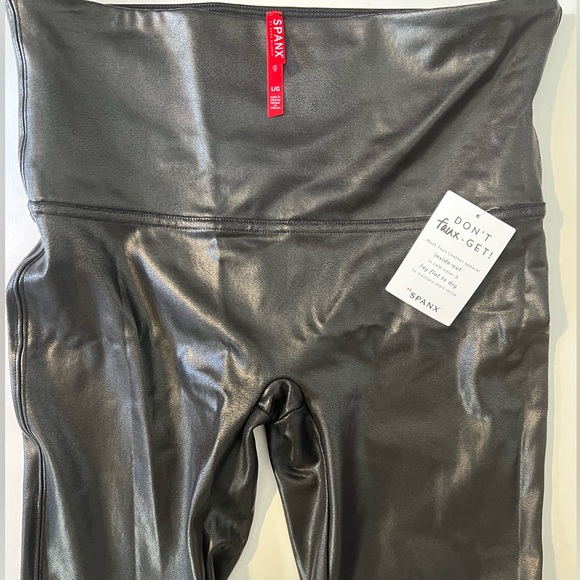SPANX Plain Faux Leather Legging - Picture 2 of 4